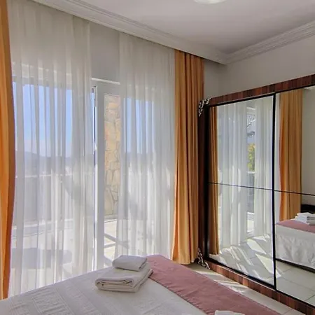 Villa Oludeniz Ovacikta 5 Yatak Odali, 12 Kisilik , Mustakil Havuzlu 2 *