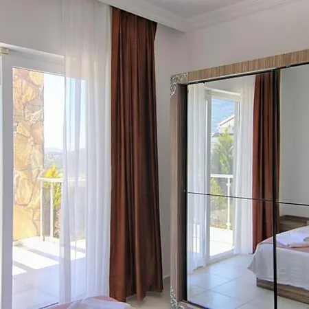 Villa Oludeniz Ovacikta 5 Yatak Odali, 12 Kisilik , Mustakil Havuzlu 2