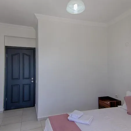 Oludeniz Ovacikta 5 Yatak Odali, 12 Kisilik , Mustakil Havuzlu 2 * Fethiye