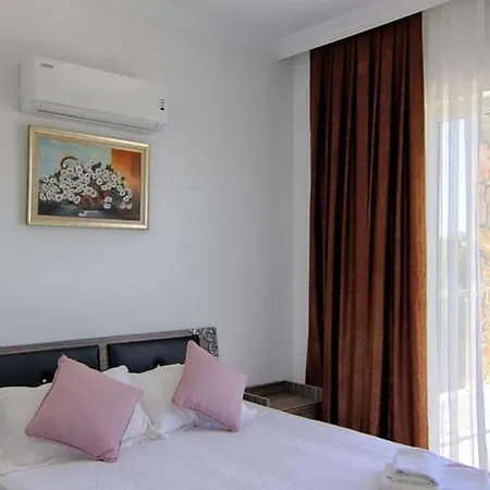 别墅 Oludeniz Ovacikta 5 Yatak Odali, 12 Kisilik , Mustakil Havuzlu 2 *