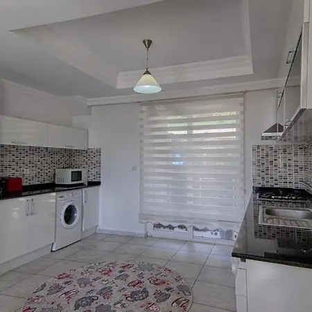 别墅 Oludeniz Ovacikta 5 Yatak Odali, 12 Kisilik , Mustakil Havuzlu 2 *